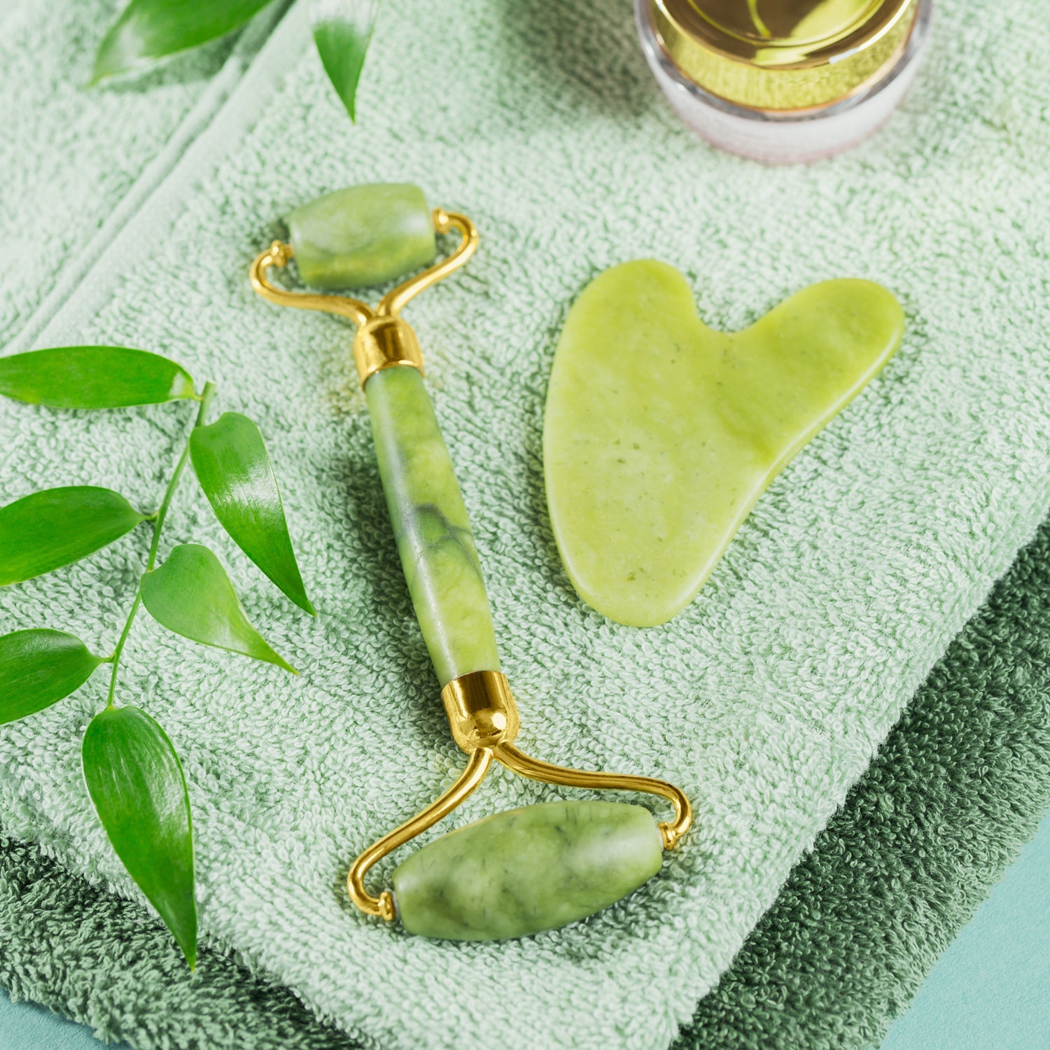 Jade Roller & Gua Sha Set – Natural Face Massager for Anti-Aging, Glowing Skin & Face Shaping (1 Pc) Jade Roller & Gua Sha Set – Natural Face Massager for Anti-Aging, Glowing Skin & Face Shaping (1 Pc)